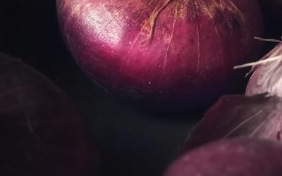 How to Grow Onions Indoors (Greens & Bulbs in Pots)